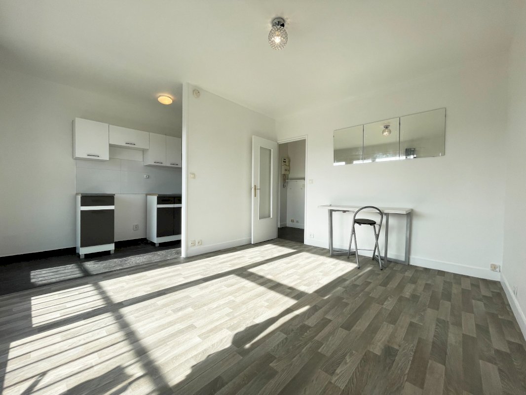Appartement de 27 m² - Photo 12 - Gravigny