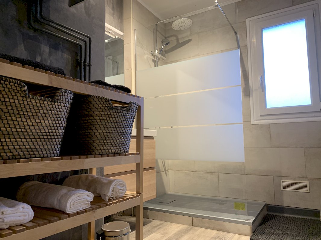 Appartement de 81 m² - Photo 3 - Évreux