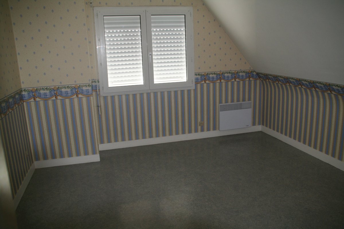 BRETTEVILLE L’ORGUEILLEUSE maison 6 pièces de 101 m² - Photo 6 - Bretteville-l'Orgueilleuse